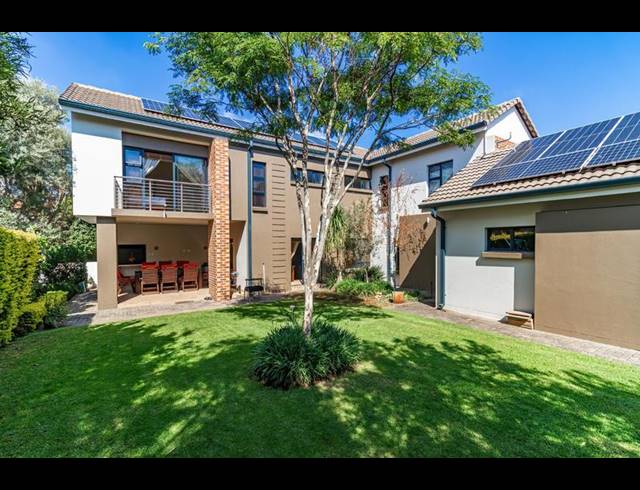 4 BEDROOM HOUSE FOR SALE IN MIDSTREAM HILL